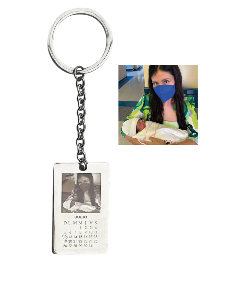 Dúo de llaveros con fotograbado y fecha