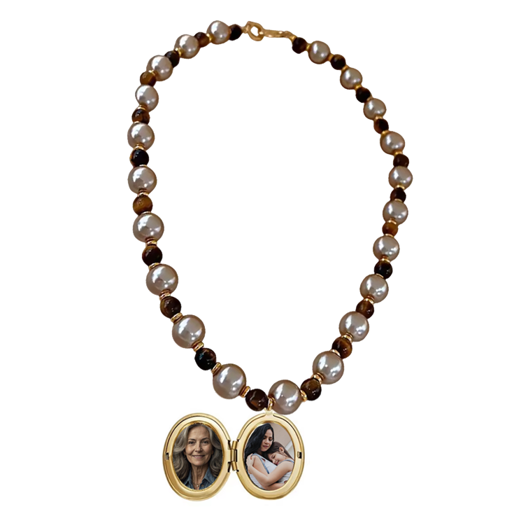 Relicario collar de perlas marrón con diseño especial