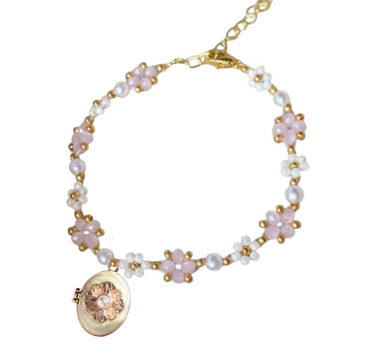 Pulsera relicario chaquieras con diseño especial